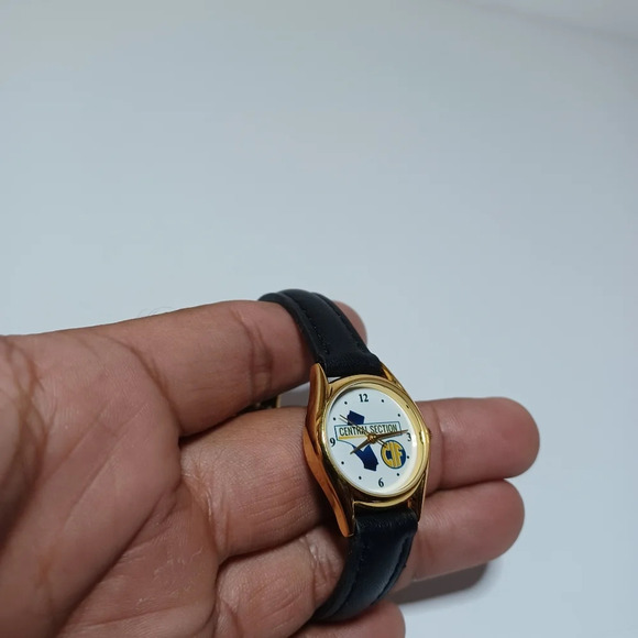 Ladies Quartz Watch Central Section CiF Dial Gold Tone Working New Battery may s - Picture 3 of 6